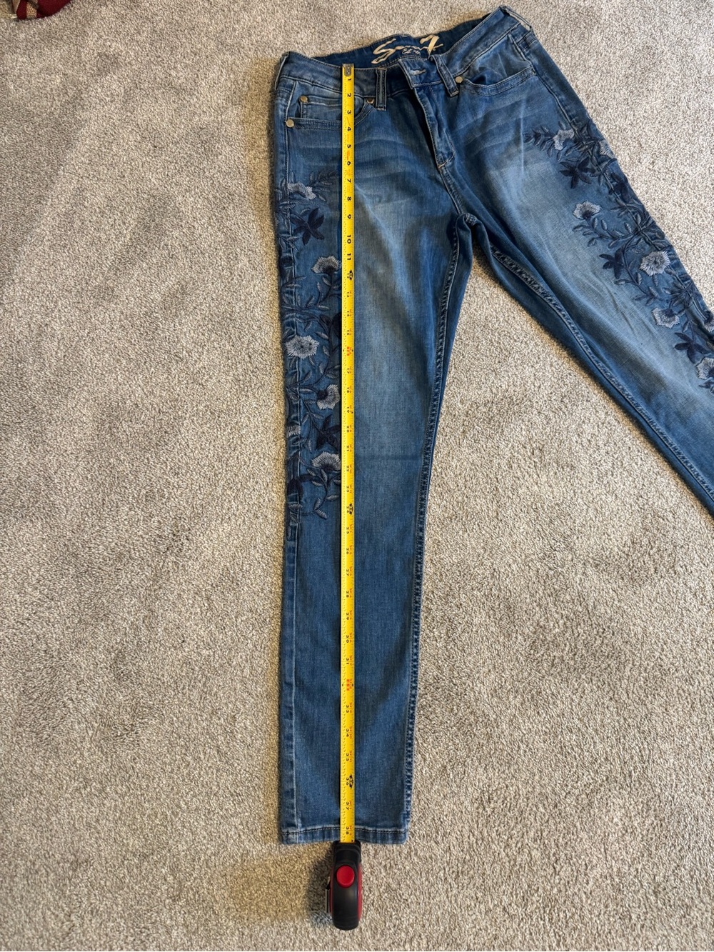 Seven7 Blue Skinny Jeans with Navy Floral Embroidery - Picture 4 of 5
